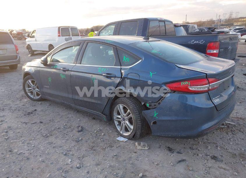 Photo 3 of 2018 Ford Fusion HYBRID SE (VIN 3FA6P0LU7JR269608)