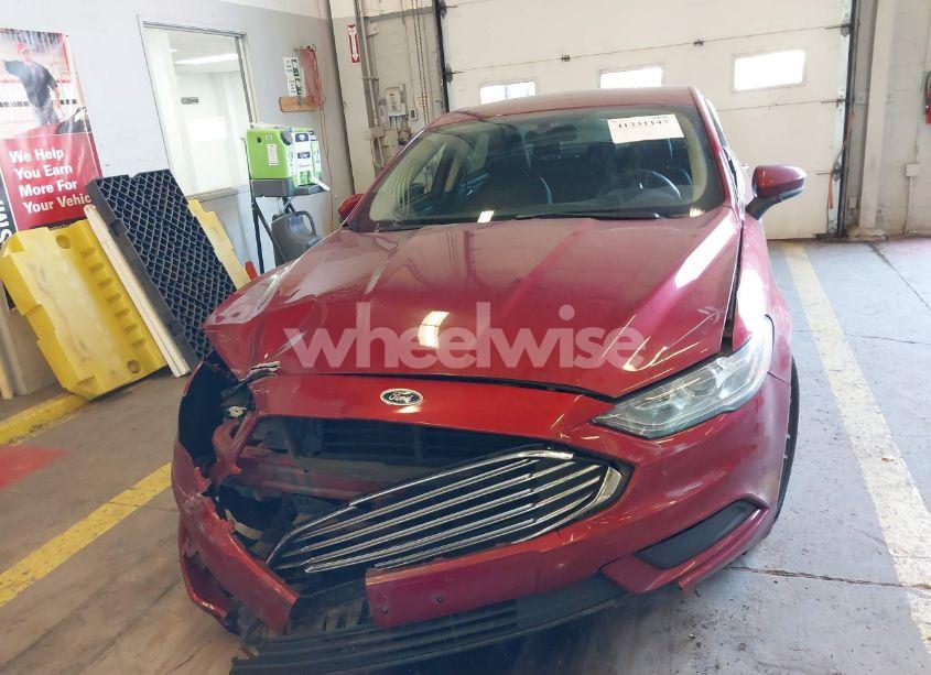 Photo 13 of 2018 Ford Fusion HYBRID SE (VIN 3FA6P0LU7JR274694)
