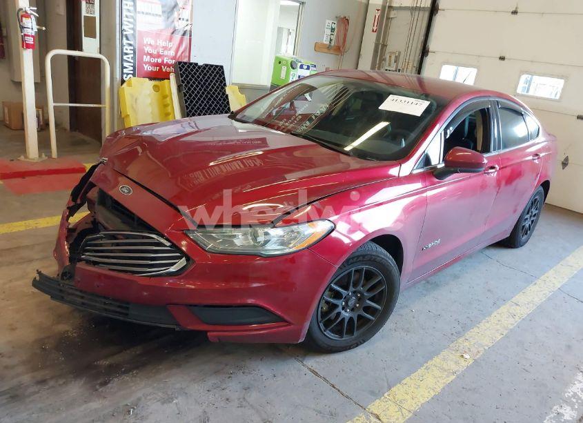 Photo 2 of 2018 Ford Fusion HYBRID SE (VIN 3FA6P0LU7JR274694)