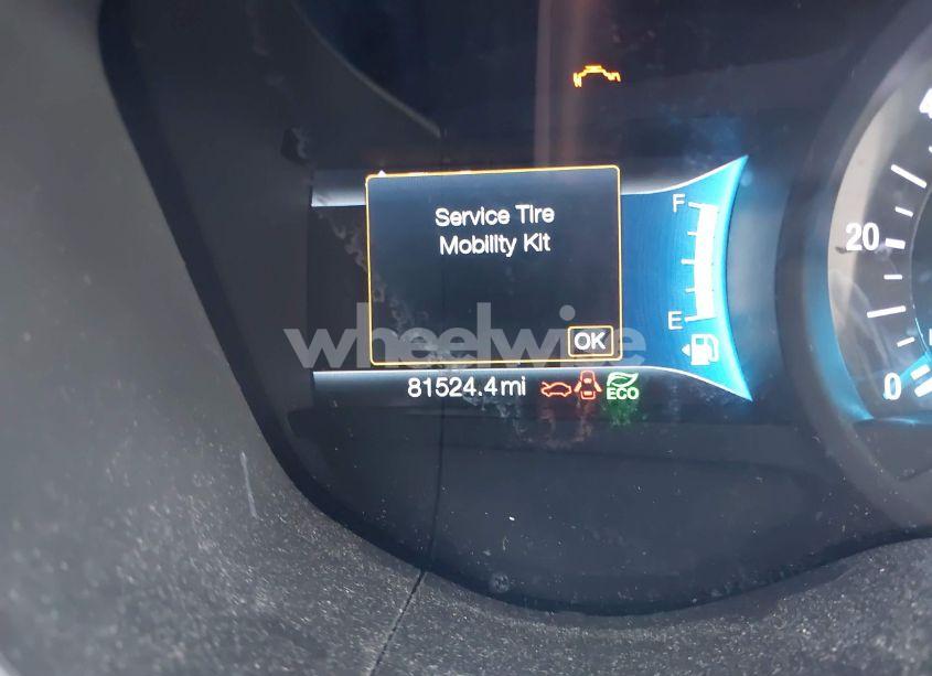 Photo 16 of 2019 Ford Fusion HYBRID SE (VIN 3FA6P0LU7KR240949)