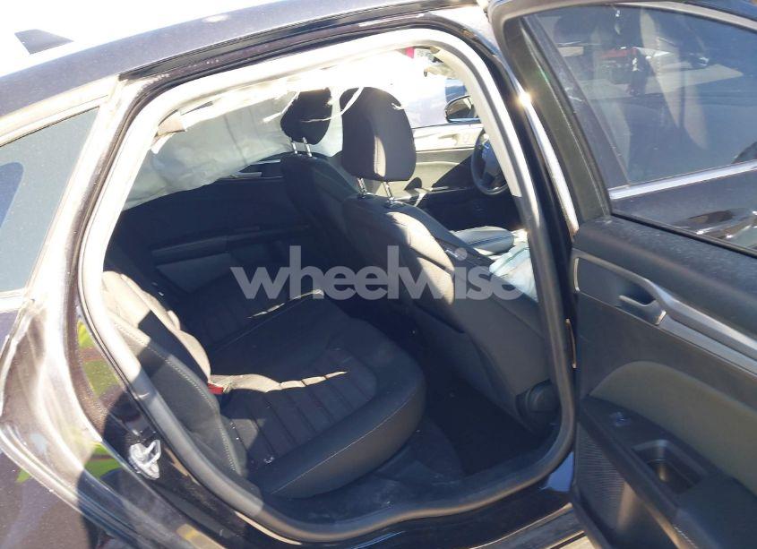 Photo 8 of 2020 Ford Fusion HYBRID SE (VIN 3FA6P0LU7LR103284)