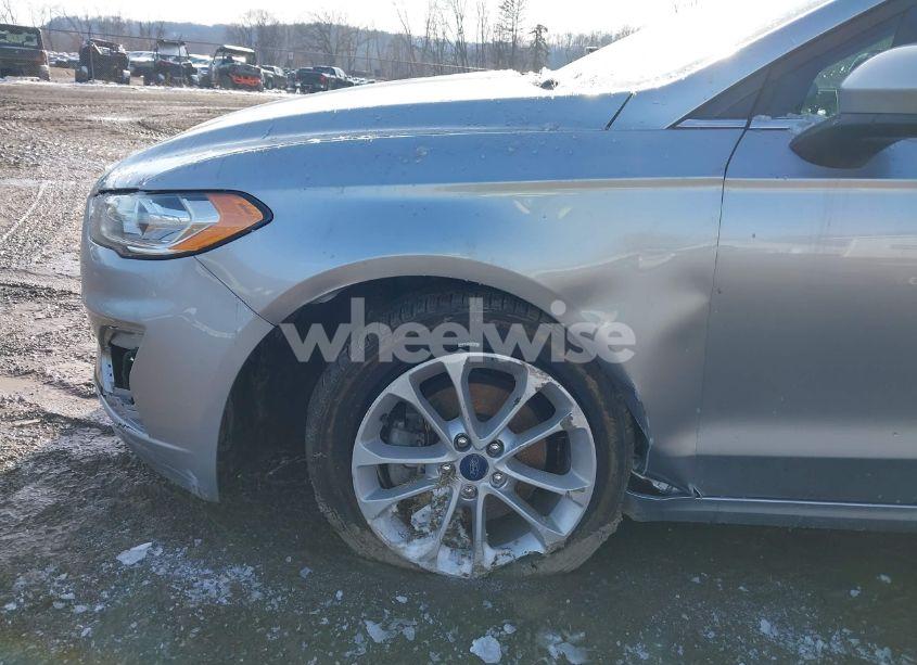Photo 17 of 2020 Ford Fusion HYBRID SE (VIN 3FA6P0LU7LR123695)