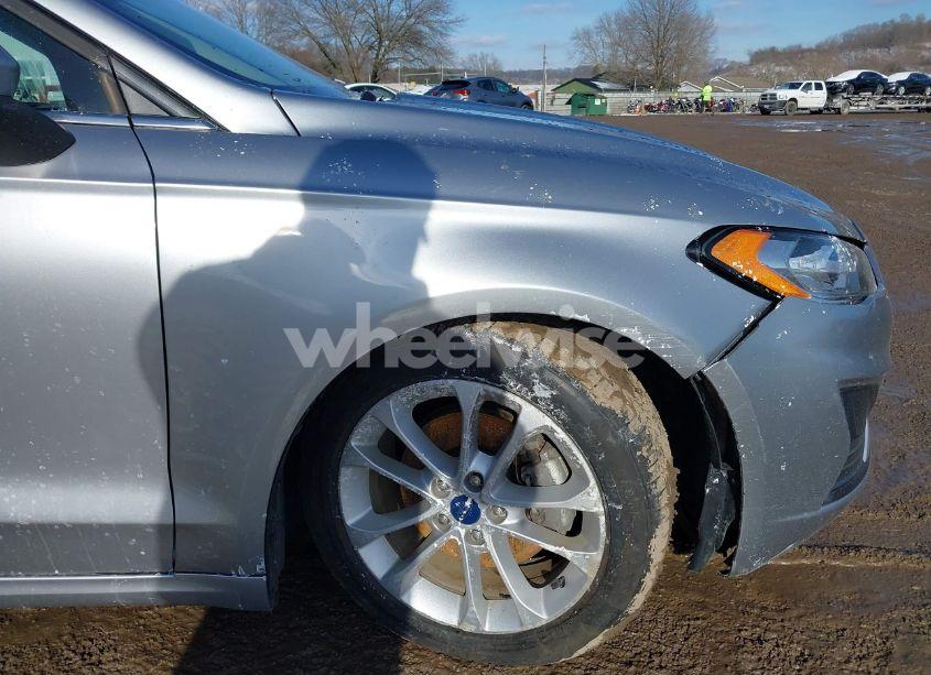 Photo 18 of 2020 Ford Fusion HYBRID SE (VIN 3FA6P0LU7LR123695)