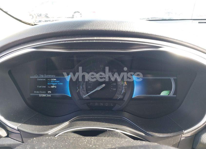 Photo 7 of 2020 Ford Fusion HYBRID SE (VIN 3FA6P0LU7LR123695)