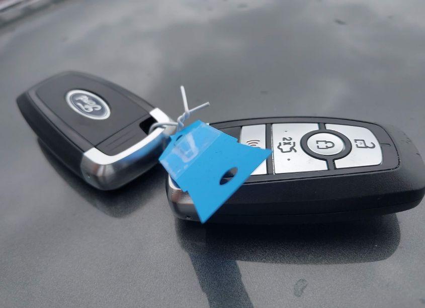 Photo 11 of 2020 Ford Fusion HYBRID SE (VIN 3FA6P0LU7LR186151)