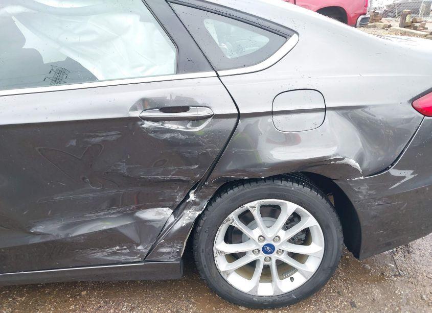 Photo 6 of 2020 Ford Fusion HYBRID SE (VIN 3FA6P0LU7LR186151)