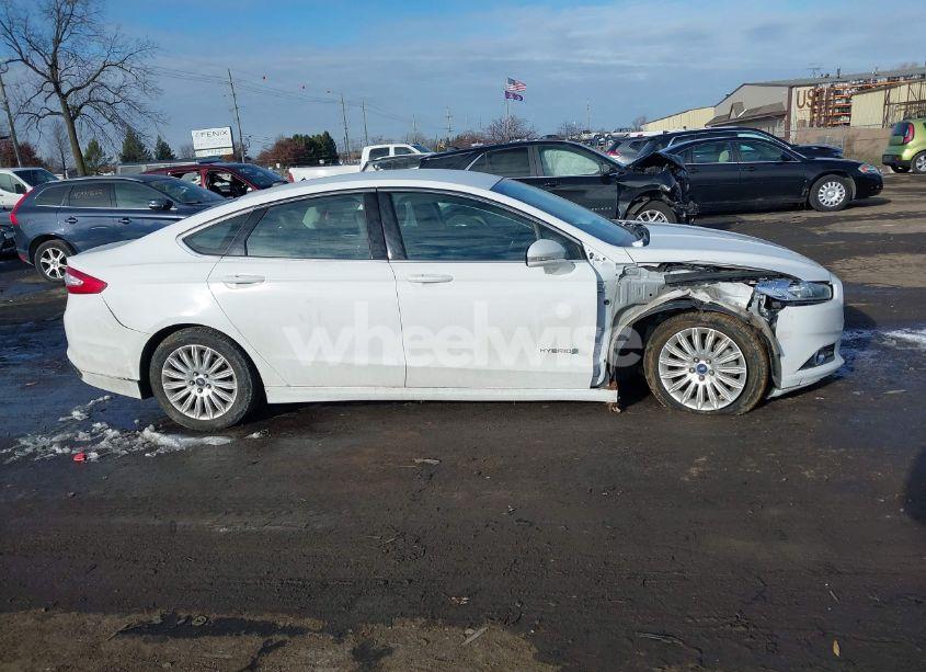 Photo 13 of 2013 Ford Fusion HYBRID SE (VIN 3FA6P0LU8DR155976)