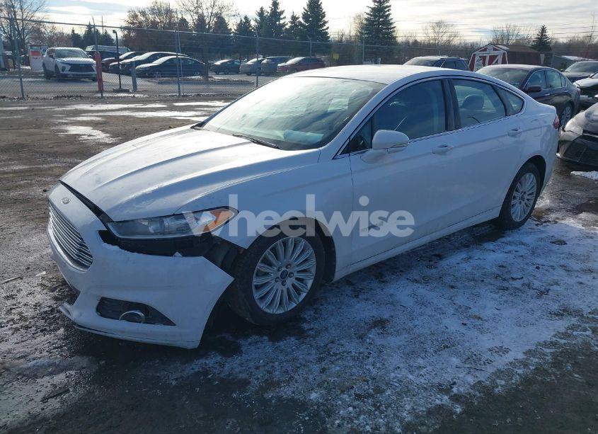 Photo 2 of 2013 Ford Fusion HYBRID SE (VIN 3FA6P0LU8DR155976)