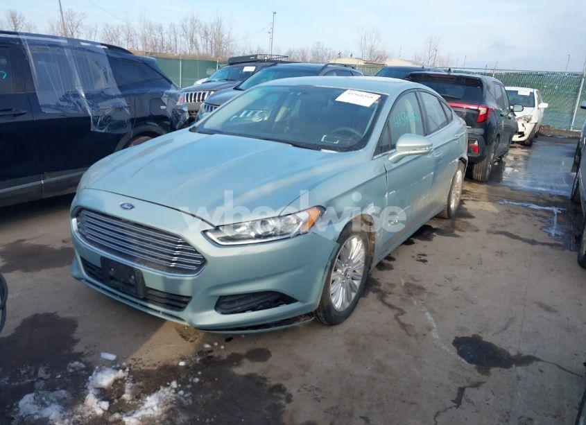 Photo 2 of 2013 Ford Fusion HYBRID SE (VIN 3FA6P0LU8DR162202)
