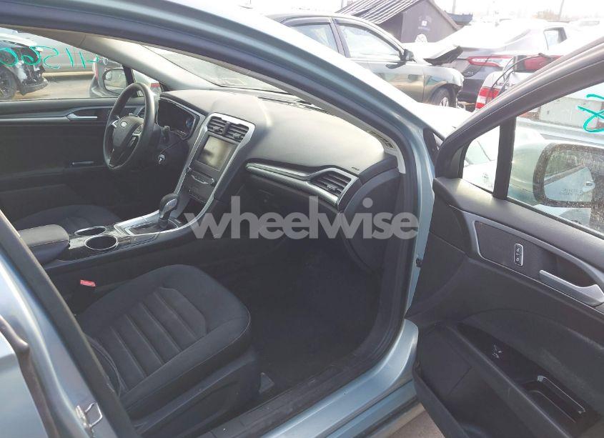 Photo 5 of 2013 Ford Fusion HYBRID SE (VIN 3FA6P0LU8DR162202)