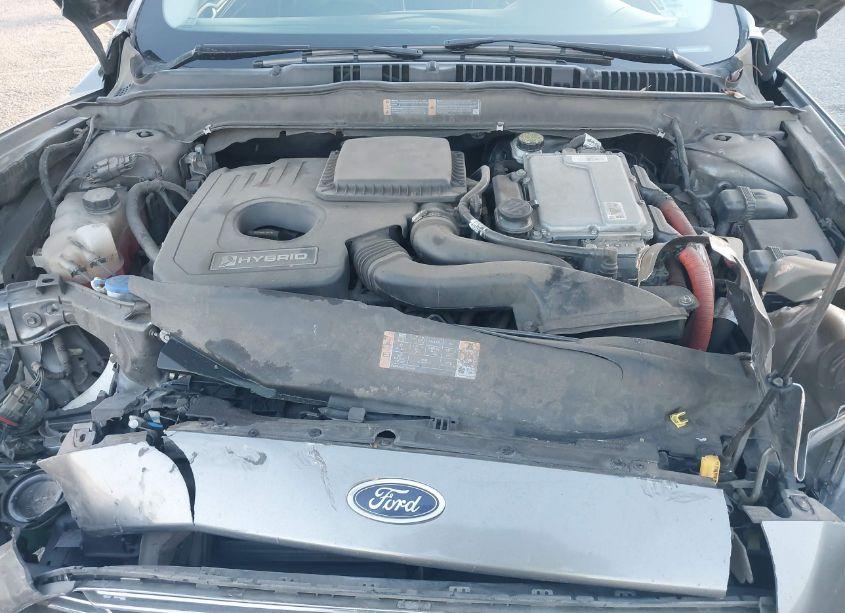 Photo 10 of 2013 Ford Fusion HYBRID SE (VIN 3FA6P0LU8DR257570)