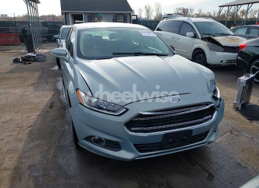 Photo 12 of 2013 Ford Fusion HYBRID SE (VIN 3FA6P0LU8DR302393)