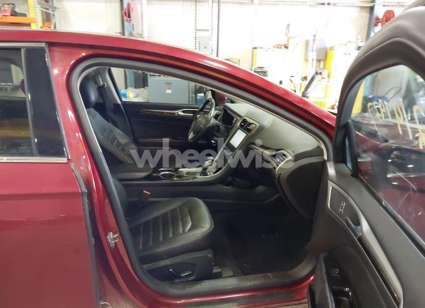 Photo 5 of 2013 Ford Fusion HYBRID SE (VIN 3FA6P0LU8DR359113)