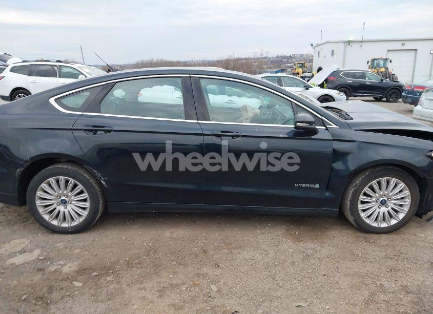 Photo 13 of 2014 Ford Fusion HYBRID SE (VIN 3FA6P0LU8ER107119)