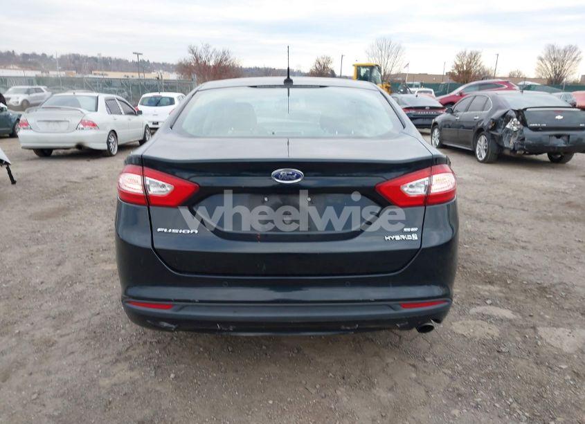 Photo 16 of 2014 Ford Fusion HYBRID SE (VIN 3FA6P0LU8ER107119)