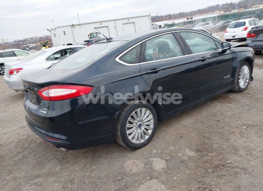 Photo 4 of 2014 Ford Fusion HYBRID SE (VIN 3FA6P0LU8ER107119)