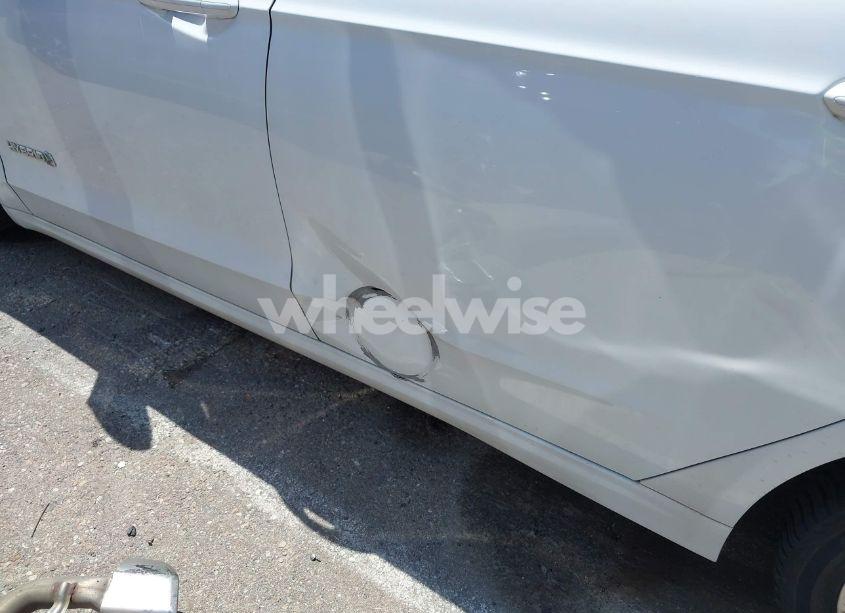 Photo 6 of 2014 Ford Fusion HYBRID SE (VIN 3FA6P0LU8ER142632)