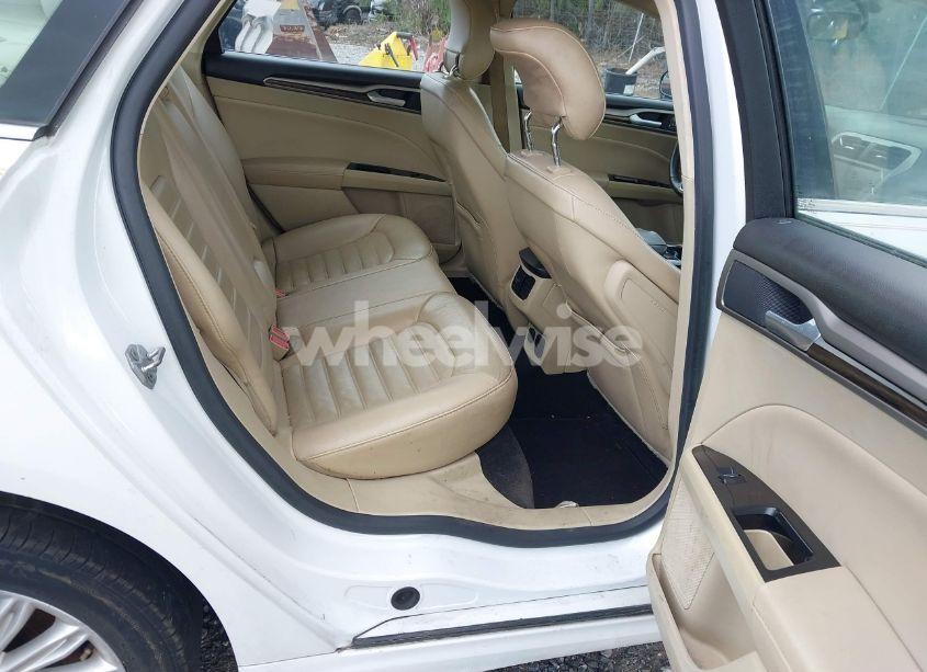 Photo 8 of 2014 Ford Fusion HYBRID SE (VIN 3FA6P0LU8ER167840)