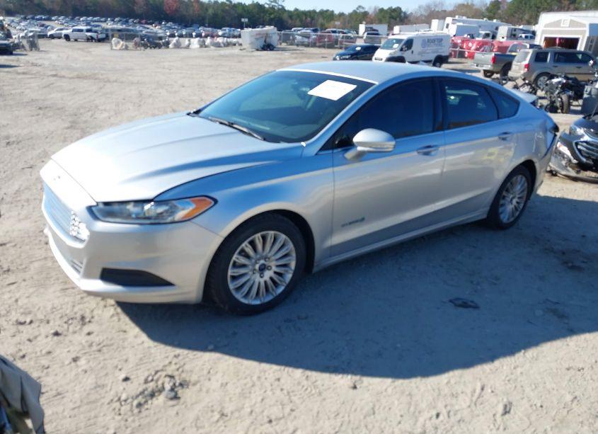 Photo 2 of 2014 Ford Fusion HYBRID SE (VIN 3FA6P0LU8ER182063)