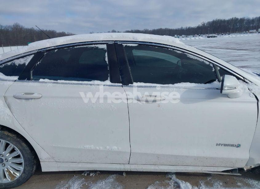 Photo 13 of 2014 Ford Fusion HYBRID SE (VIN 3FA6P0LU8ER192043)