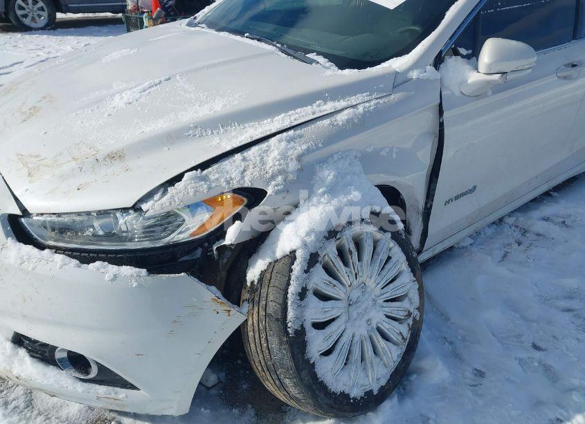 Photo 6 of 2014 Ford Fusion HYBRID SE (VIN 3FA6P0LU8ER192043)