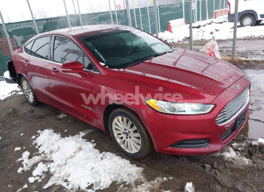 2014 Ford Fusion HYBRID SE (VIN 3FA6P0LU8ER197632) main photo