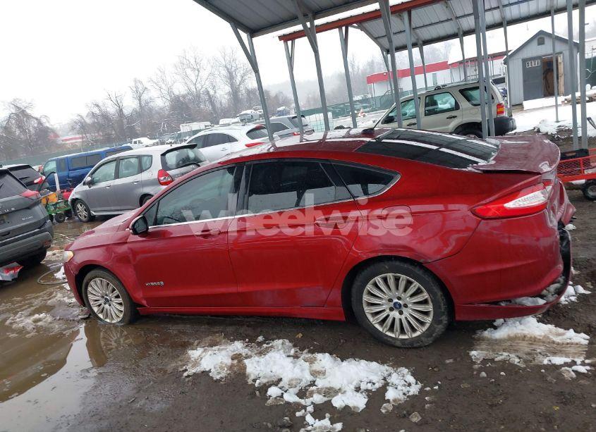 Photo 15 of 2014 Ford Fusion HYBRID SE (VIN 3FA6P0LU8ER197632)