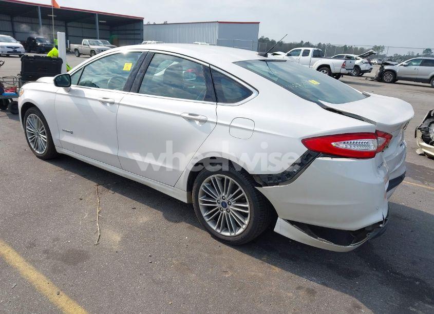 Photo 3 of 2014 Ford Fusion HYBRID SE (VIN 3FA6P0LU8ER224215)