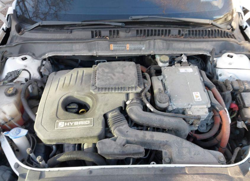 Photo 10 of 2014 Ford Fusion HYBRID SE (VIN 3FA6P0LU8ER319504)