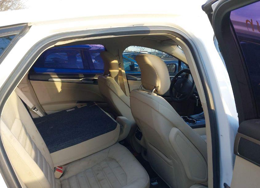 Photo 8 of 2014 Ford Fusion HYBRID SE (VIN 3FA6P0LU8ER319504)