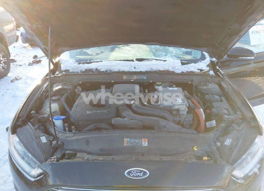 Photo 10 of 2014 Ford Fusion HYBRID SE (VIN 3FA6P0LU8ER396017)