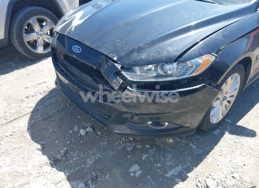 Photo 6 of 2015 Ford Fusion HYBRID SE (VIN 3FA6P0LU8FR148917)