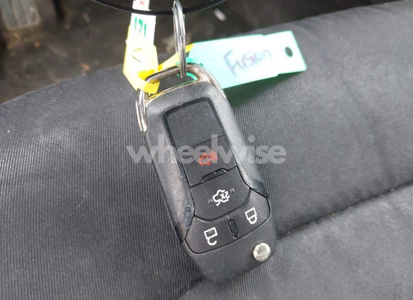 Photo 11 of 2015 Ford Fusion HYBRID SE (VIN 3FA6P0LU8FR149517)