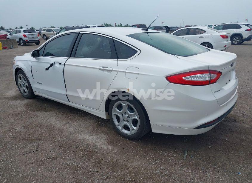 Photo 3 of 2015 Ford Fusion HYBRID SE (VIN 3FA6P0LU8FR160047)