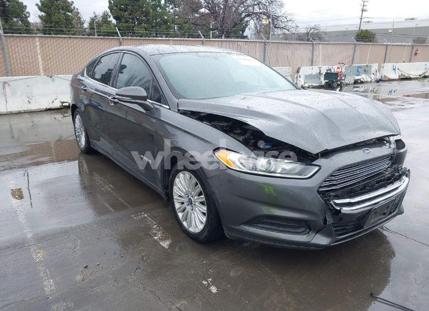 2015 Ford Fusion HYBRID SE (VIN 3FA6P0LU8FR306012) main photo