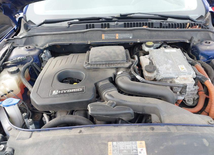 Photo 10 of 2016 Ford Fusion HYBRID SE (VIN 3FA6P0LU8GR177125)