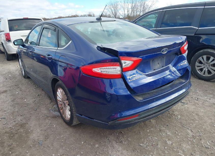 Photo 3 of 2016 Ford Fusion HYBRID SE (VIN 3FA6P0LU8GR177125)