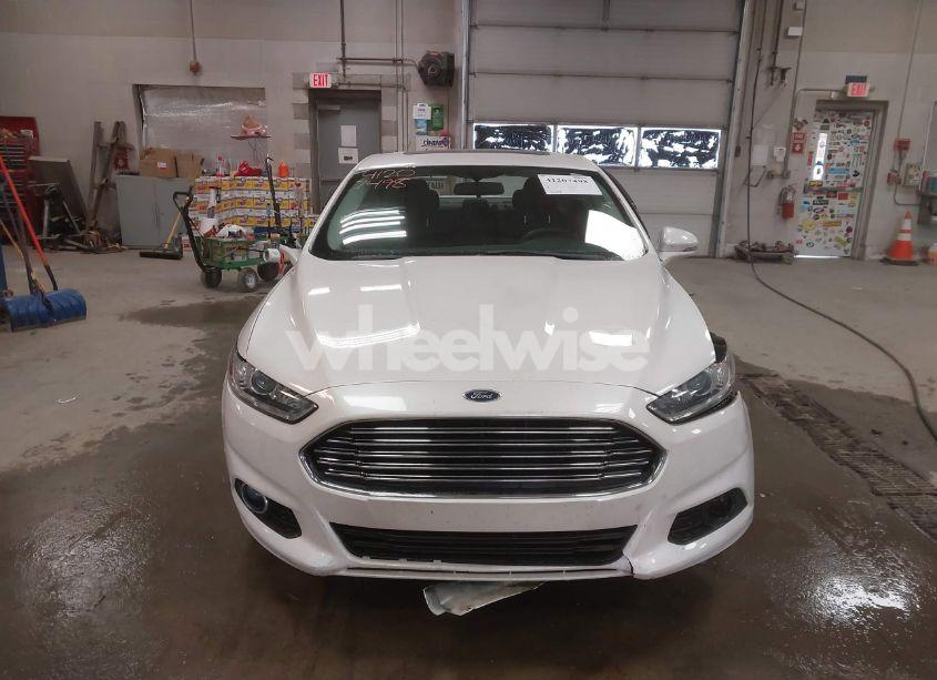 Photo 12 of 2016 Ford Fusion HYBRID SE (VIN 3FA6P0LU8GR350433)