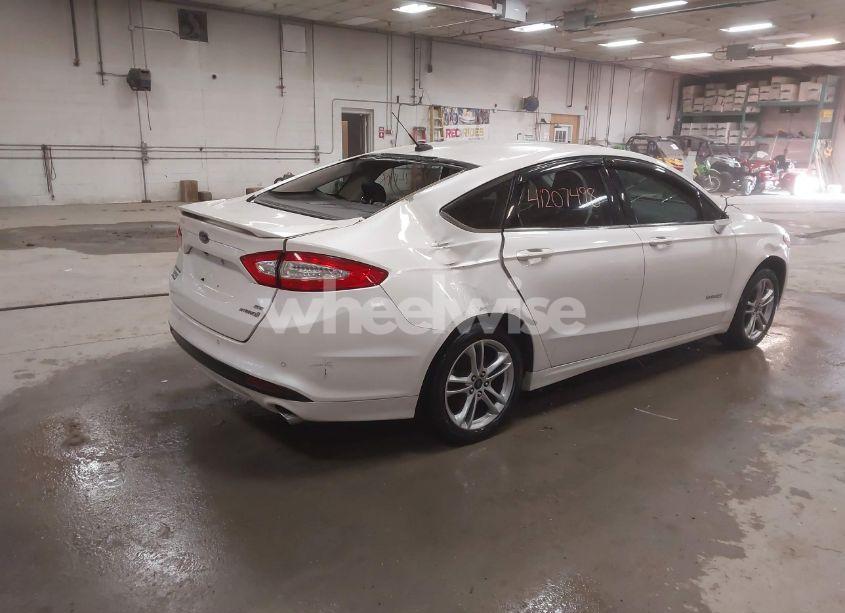 Photo 4 of 2016 Ford Fusion HYBRID SE (VIN 3FA6P0LU8GR350433)