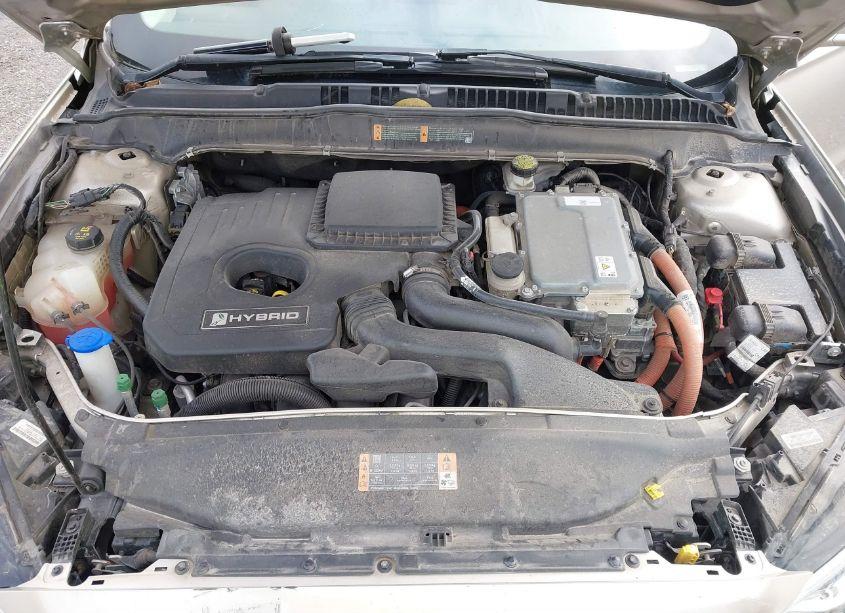 Photo 10 of 2017 Ford Fusion HYBRID SE (VIN 3FA6P0LU8HR144613)