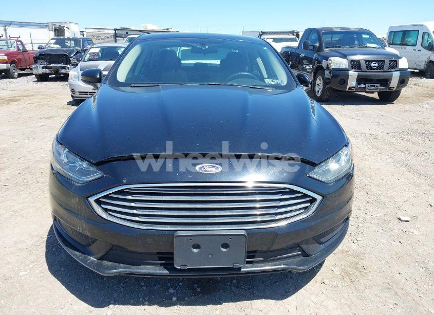 Photo 12 of 2017 Ford Fusion HYBRID SE (VIN 3FA6P0LU8HR216961)