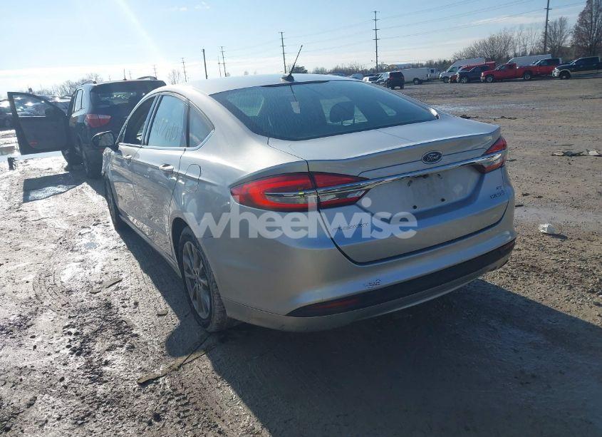 Photo 3 of 2017 Ford Fusion HYBRID SE (VIN 3FA6P0LU8HR374135)