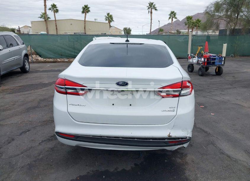 Photo 15 of 2017 Ford Fusion HYBRID SE (VIN 3FA6P0LU8HR385510)
