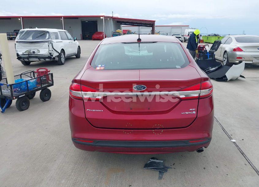 Photo 16 of 2017 Ford Fusion HYBRID SE (VIN 3FA6P0LU8HR386687)