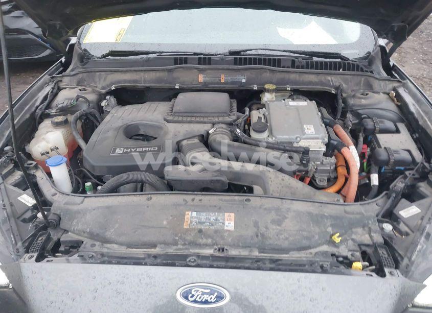 Photo 10 of 2017 Ford Fusion HYBRID SE (VIN 3FA6P0LU8HR412799)