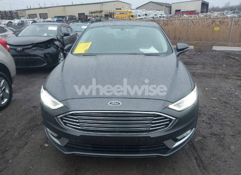 Photo 13 of 2017 Ford Fusion HYBRID SE (VIN 3FA6P0LU8HR412799)