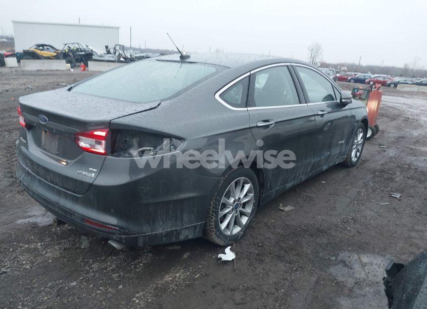 Photo 4 of 2017 Ford Fusion HYBRID SE (VIN 3FA6P0LU8HR412799)