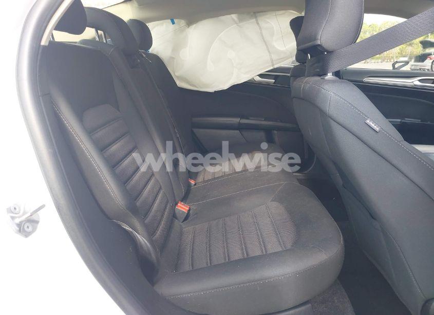 Photo 8 of 2018 Ford Fusion HYBRID SE (VIN 3FA6P0LU8JR157528)