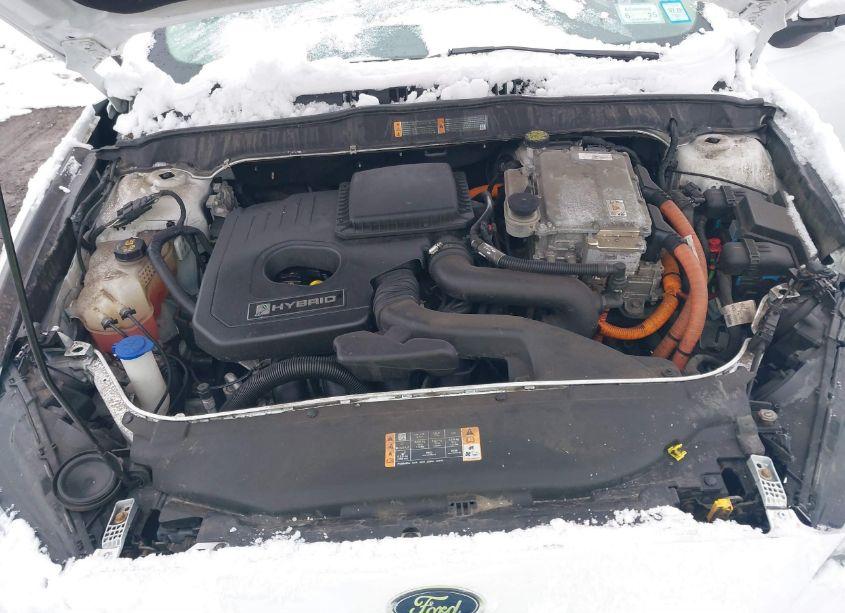 Photo 10 of 2018 Ford Fusion HYBRID SE (VIN 3FA6P0LU8JR206548)