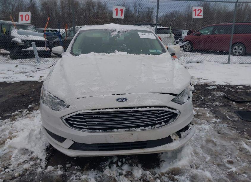Photo 12 of 2018 Ford Fusion HYBRID SE (VIN 3FA6P0LU8JR206548)